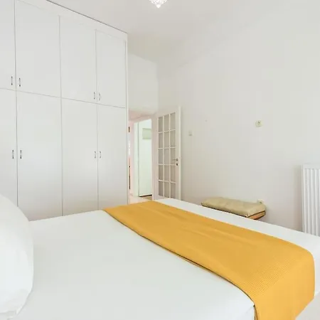 Apartment Victoria Wood Athens