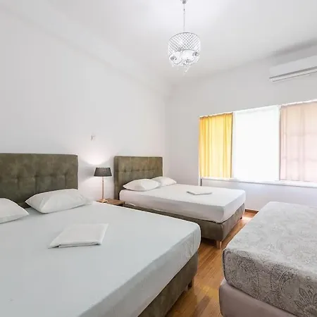 Victoria Wood Apartment