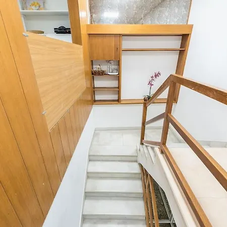 Apartment Victoria Wood Athens